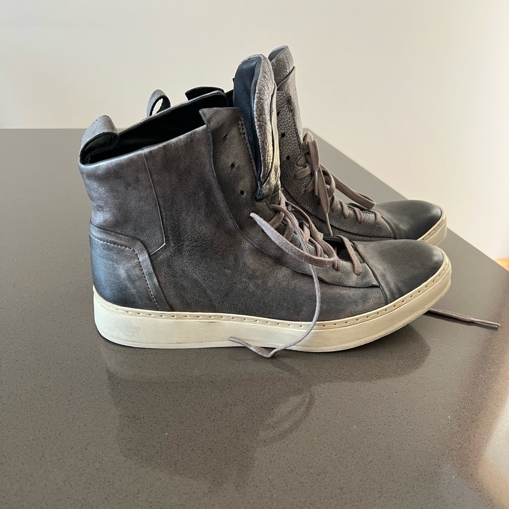 John Varvatos 315 Hi Top Size 9M Fashion Sneakers